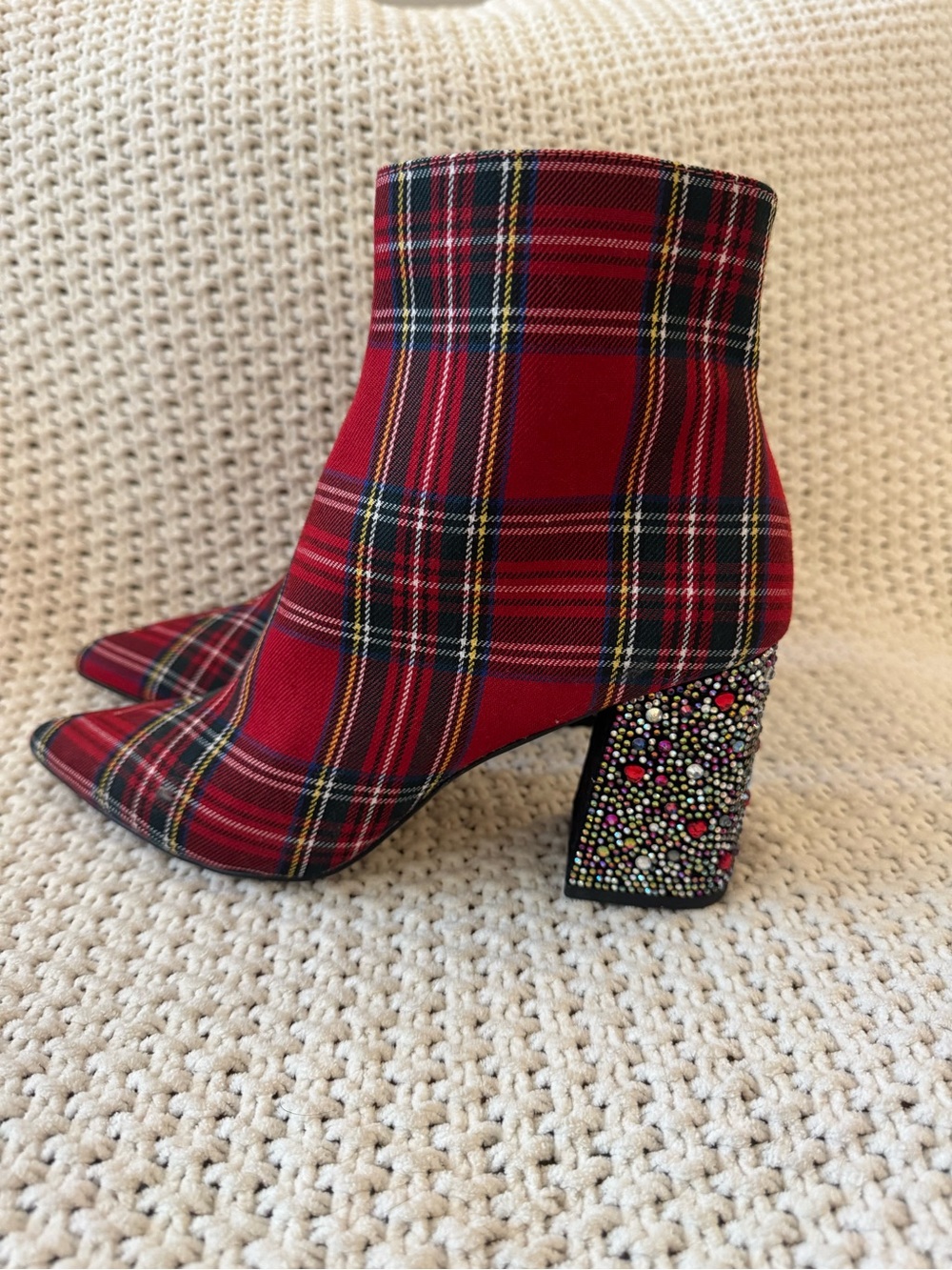 Betsey Johnson Kassie Plaid Rhinestone Boots 8.5